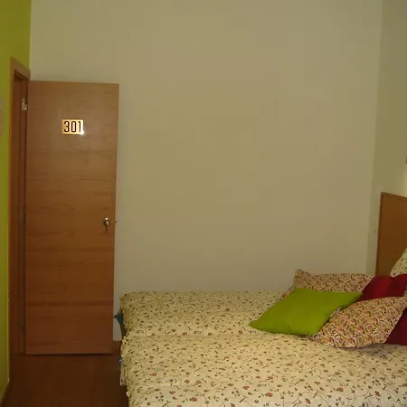 Downtown Гостьовий будинок 3*