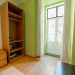 בית הארחה Downtown 3*