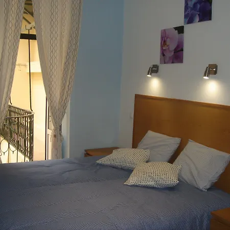 Gasthuis Downtown 3*