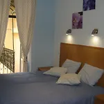 Pensionat Downtown 3*